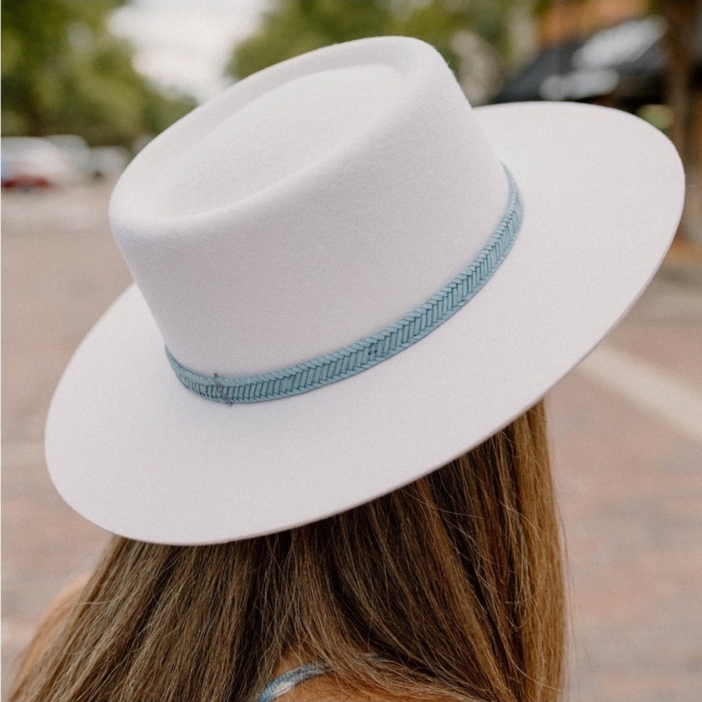 LACK OF COLOR The Rocky Fedora Hat NWT